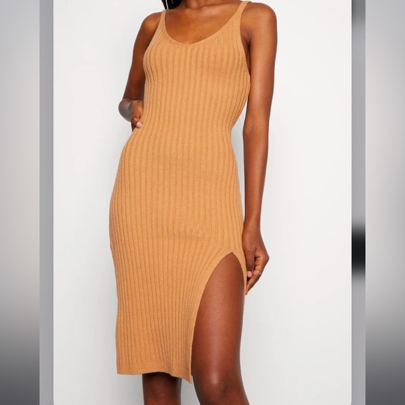 Hollister Elegant Tan Ribbed Knit Dress Boho Beach Vacation Bodycon Dress - Picture 6 of 11
